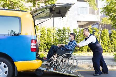 TRANSPORT ADAPTÉ MÉDICAL